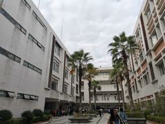 -广东外语外贸大学(白云山校区)