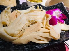 老哥牛黄喉-哥老官重庆美蛙鱼头(宝山龙湖店)