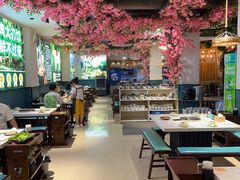 -贵府酸汤牛肉火锅·贵州老字号(飞山街店)