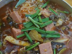 -叶伟胡辣壳面(两路口店)