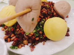 粗粮鸭松包-东四民芳餐厅(世茂工三店)
