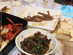 -霄汉牛三鲜湖北砂锅菜(万松园2店)