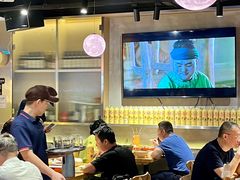 -记忆串城·东北烧烤·小龙虾·大型团建(南油店)