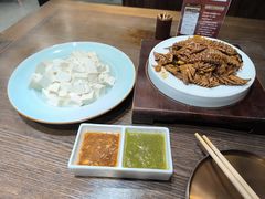 -魁盛居百年鲁菜馆(县西巷店)