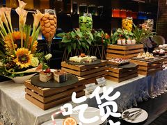 -唐拉雅秀酒店-西锦汇空中BBQ·思创餐厅