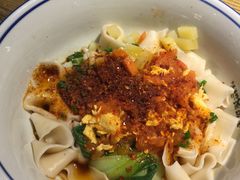西红柿鸡蛋油泼面2两-吴满满油泼面(北方风味园店)