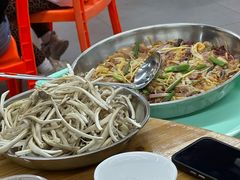 桑拿鸡-大眼强五杯鹅·桑拿鸡煲