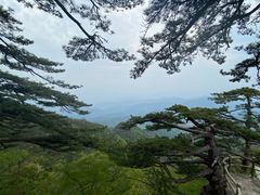 -罗田薄刀峰风景区
