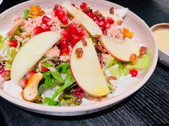 地中海金枪鱼红石榴沙拉-Nord Grill&Bar Highland诺德西餐(深圳欢乐海岸店)