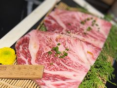 -山川小町·极番烧肉(新地假日广场店)