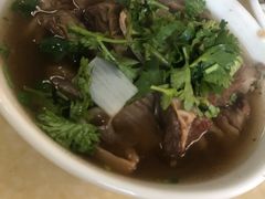 -万盛园炖肉馆(云峰店)
