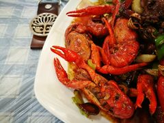 秘制油爆虾-辣螃铠盆盆蟹大排档(总店)