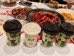 -肥肥虾庄·金牌油焖大虾(汉口城市广场店)
