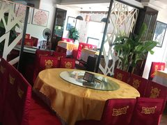 -东方之猪四更烤乳猪(金垦总店)
