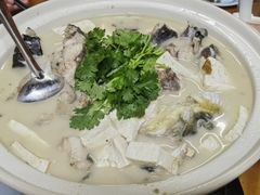 -芦茨金富饭庄·25年老字号·专做稻草鸡