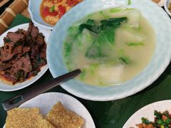-飞虎过桥米线(翠湖店)