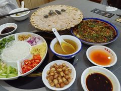 -官塘陈记鱼生·潮汕砂锅粥·牛肉火锅(潮枫路总店)