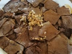 -溢心园香河肉饼总店
