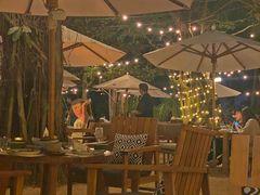 -三亚艾迪逊酒店·海滩烧烤 BARBACOA·现场乐队·浪漫晚餐·烧烤海鲜