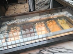 -Colony(新加坡丽思卡尔顿美年酒店)