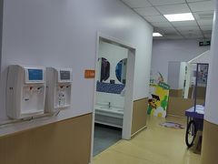 -瑞思少儿中心·少儿英语素养启蒙(勒泰直营校区)