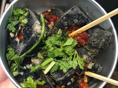 -黑色经典臭豆腐·湖南特产(太平街口店)