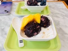 芒果白雪黑糯米甜甜-满记甜品(湖滨店)