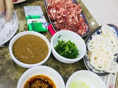 -牛叔鲜羊肉铜火锅(远东小区店)