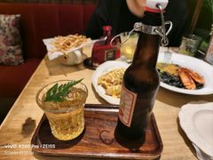 -秘密旅行Bonjour(黑金冠 江南西店)