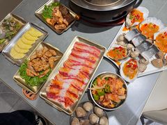 -围炉肉舍丹东海鲜烤肉·烤活鳗(步行街店)