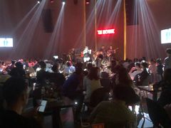 -TZ House音乐现场(来福士中心店)