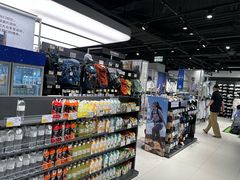 -迪卡侬(环球港店)
