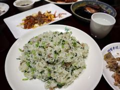 咸肉菜饭-三林本帮馆(中林街店)