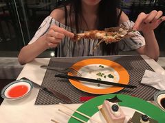 -深圳富苑皇冠假日套房酒店