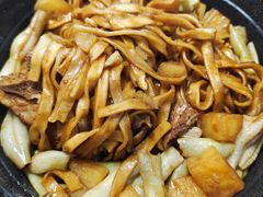 -内蒙焖面大盆骨餐馆(山大路店)