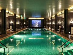 -丽思卡尔顿酒店泳池(金融街店)