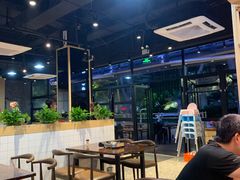 大堂-凤兴鸡煲(宝安海雅店)