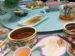 -牛员外鲜切牛肉火锅