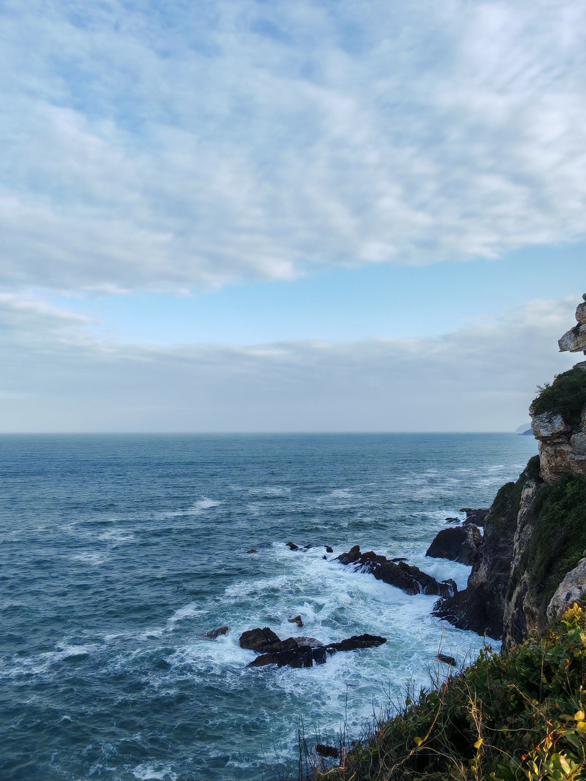 海岸线的壮阔画卷