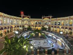 -佛罗伦萨小镇广佛名品奥特莱斯(疏港路店)