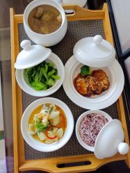 -臻康乃馨月子中心(集美店)