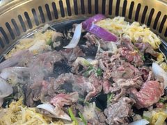 -牛鲜盛齐齐哈尔烤肉(曹路店)