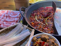 -萍姐火锅·公路夜市(武汉首店)