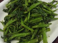-纽顿熟食中心