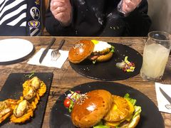 -HIGH FIVE哈福手工汉堡(桂林路店)