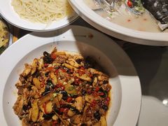 -老傅家湘潭水煮活鱼店(众一国际店)