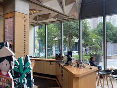 -星巴克臻选(杭州嘉里中心1F店)