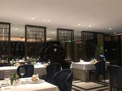大堂-Yan Ting 宴庭中餐厅(上海静安瑞吉酒店)