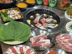 -香猪坊韩国烤肉专属门店(魏公村店)