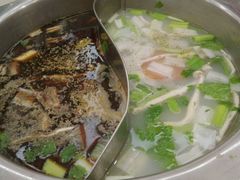 -袁记串串香(泉水轻轨站店)